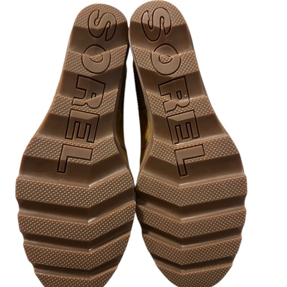 SOREL Joan of Arctic Leather Wedge Chelsea Ankle Bootie’s Size 11 Women - Picture 11 of 11